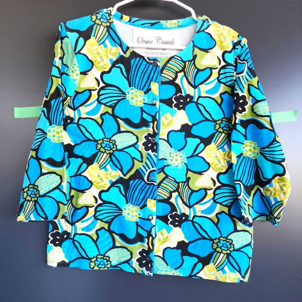 EUC  BRIGHT BLUE FLORAL  COTTON/SPANDEX CARDIGAN BY ONQUE CASUALS ~ SIZE MEDIUM